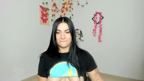 Snapshot of emi_blossom_ chatting on 06.02.26 Emily online show from 06.02.26
