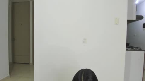 Snapshot of emi_latingirl chatting on 10.18.25 EMILY online show from 10.18.25