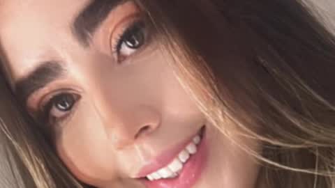 emi_royse online show from 02.10.26