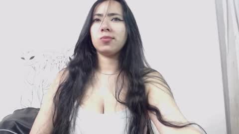 Antonella  online show from 11.25.25