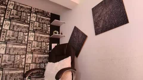 Emilia Gomez online show from 11.27.25