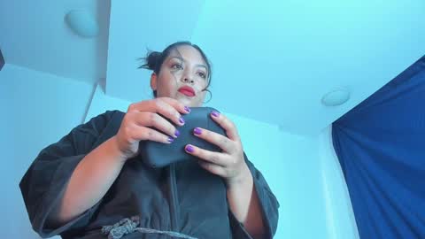 Snapshot of emiily15_ chatting on 01.07.25 Emi online show from 01.07.25