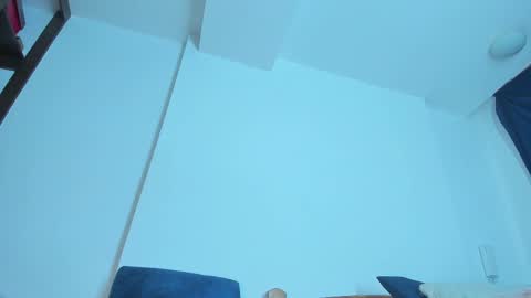 Snapshot of emiily15_ chatting on 02.19.25 Emi online show from 02.19.25