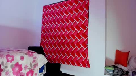 Snapshot of emiily15_ chatting on 09.24.25 Emi online show from 09.24.25