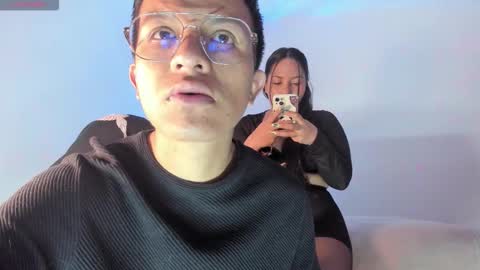 Snapshot of emiily15_ chatting on 11.30.25 Emi online show from 11.30.25