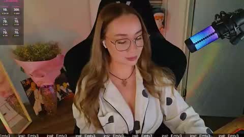 Emili online show from 12.01.25