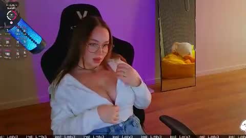 Emili online show from 08.03.26