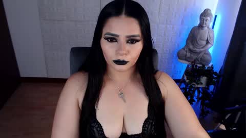 Snapshot of emili_evans_ chatting on 02.06.25 POWERFULL GODDESS EMILI online show from 02.06.25