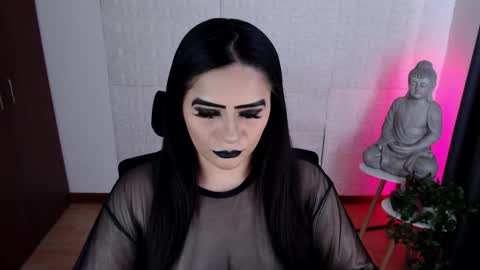 Snapshot of emili_evans_ chatting on 10.03.25 POWERFULL GODDESS EMILI online show from 10.03.25