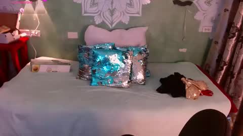 Emili roux online show from 01.28.25