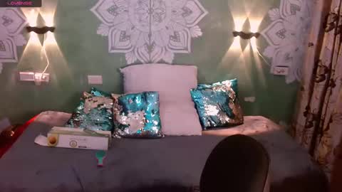 Emili roux online show from 02.01.25