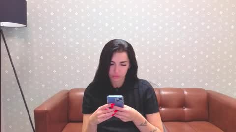 Emi online show from 11.19.25