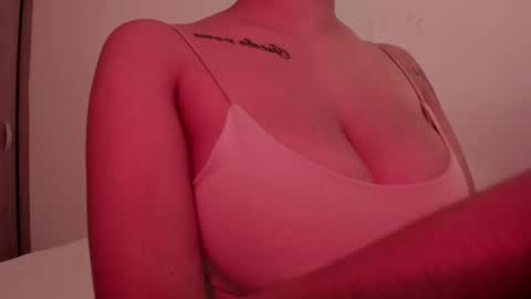 Emilia Big Boobs online show from 01.23.25