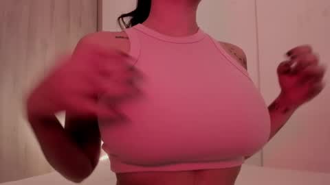 Emilia Big Boobs online show from 01.29.25
