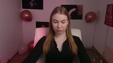 Emilia online show from 02.19.25