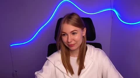 Emilia online show from 10.08.25