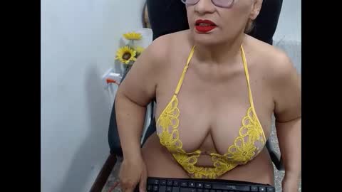 emiliaa_hot online show from 03.04.26