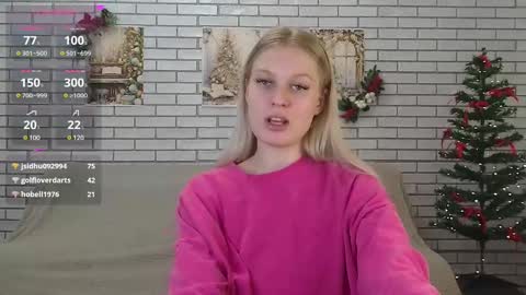 Snapshot of emiliaduchess chatting on 12.28.24 Amili online show from 12.28.24