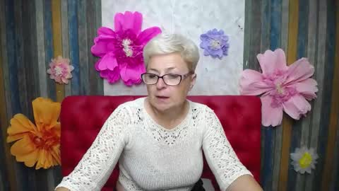 EmiliaGree online show from 09.13.25