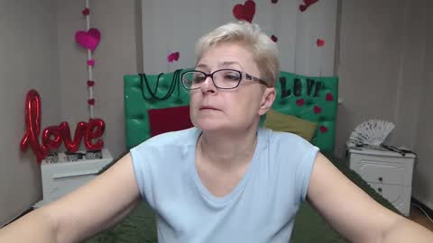 EmiliaGree online show from 11.25.25