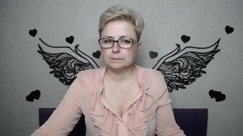 EmiliaGree online show from 04.05.26