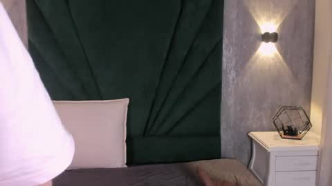 Emilie online show from 03.27.26