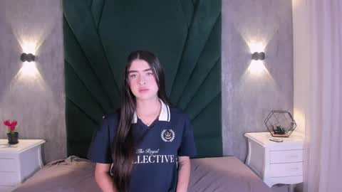 Emilie online show from 04.07.26