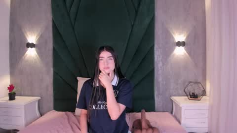 Emilie online show from 04.15.26