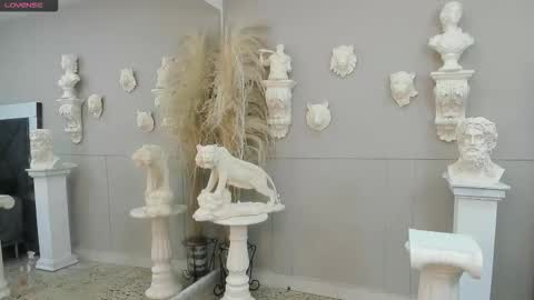 Emilio online show from 11.15.25