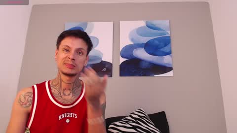 Snapshot of emilio_wolf chatting on 01.15.25 EMILIO online show from 01.15.25