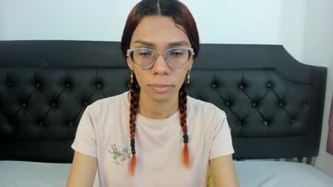 emilirosee online show from 04.09.26