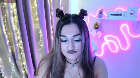 Emiliya online show from 03.08.25