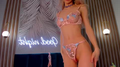 Emilly online show from 02.07.25