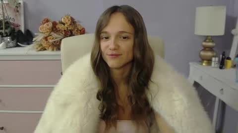 Emilly online show from 11.26.25