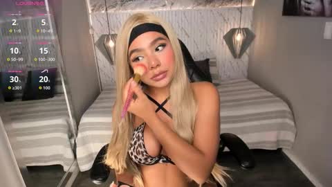 emilly_mell online show from 10.05.25