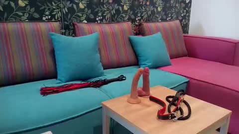 Emilly More online show from 04.30.26