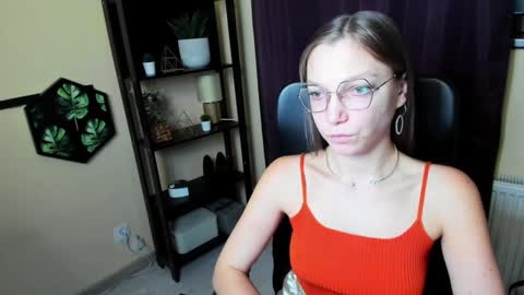 Emilly online show from 02.06.25