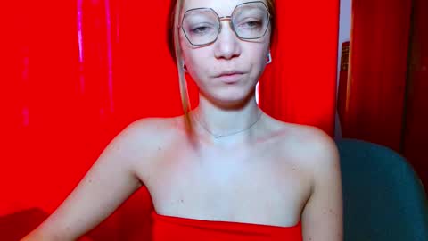 Emilly online show from 02.04.26