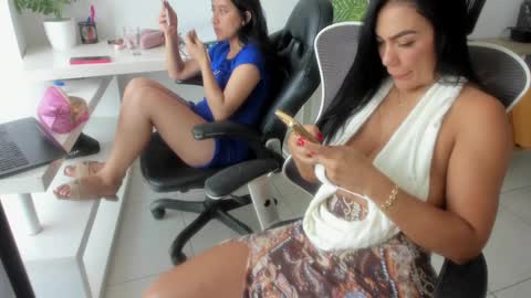 Snapshot of emillybrowm chatting on 03.03.26 Emilly online show from 03.03.26