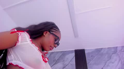 Emilly online show from 10.14.25