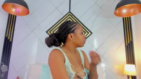 Emilly online show from 10.17.25