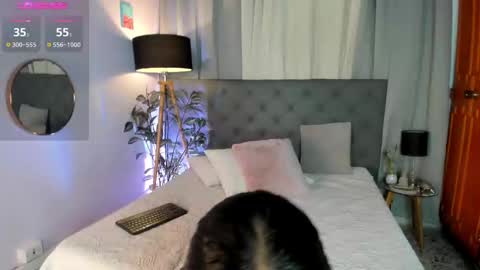 Emilly Kiss online show from 10.08.25