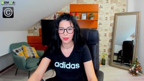 EmillyTaylor online show from 12.30.24