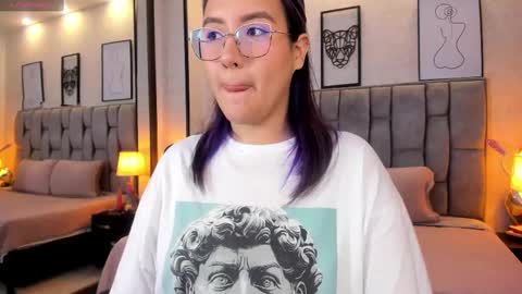 Emily online show from 03.05.25