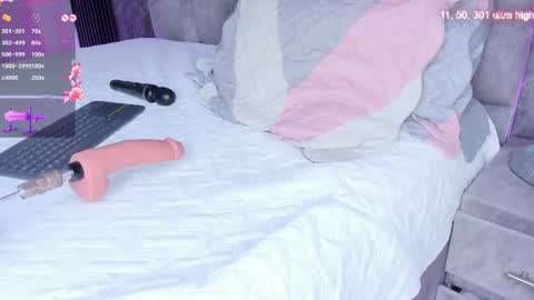 Snapshot of emily___fox chatting on 11.29.25 Emily online show from 11.29.25