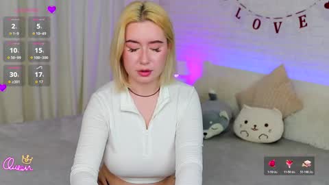 Snapshot of emily__bliss chatting on 02.16.26 Emily Bliss online show from 02.16.26