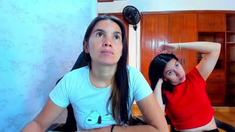 Emily and Soffy online show from 03.31.26