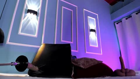 Snapshot of emily_ariaszc chatting on 02.05.25 Emily online show from 02.05.25