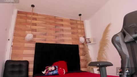 emily_brown04 online show from 01.06.26