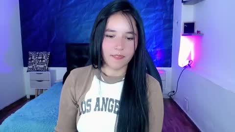 Snapshot of emily_carter19 chatting on 12.13.24 Emily Carter online show from 12.13.24